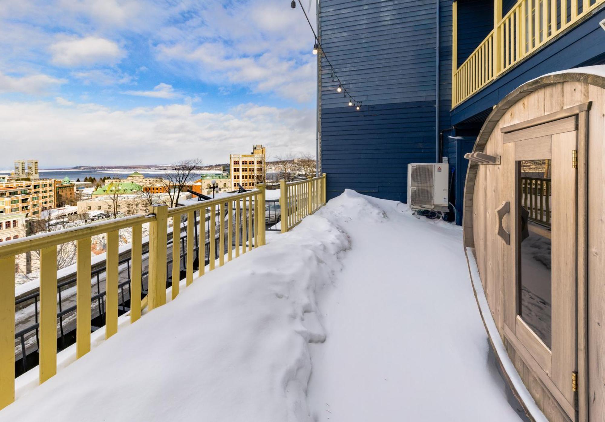 Apartamento North House - Des Remparts- 2-Bed With Great Views, Terrace Ciudad de Quebec Exterior foto
