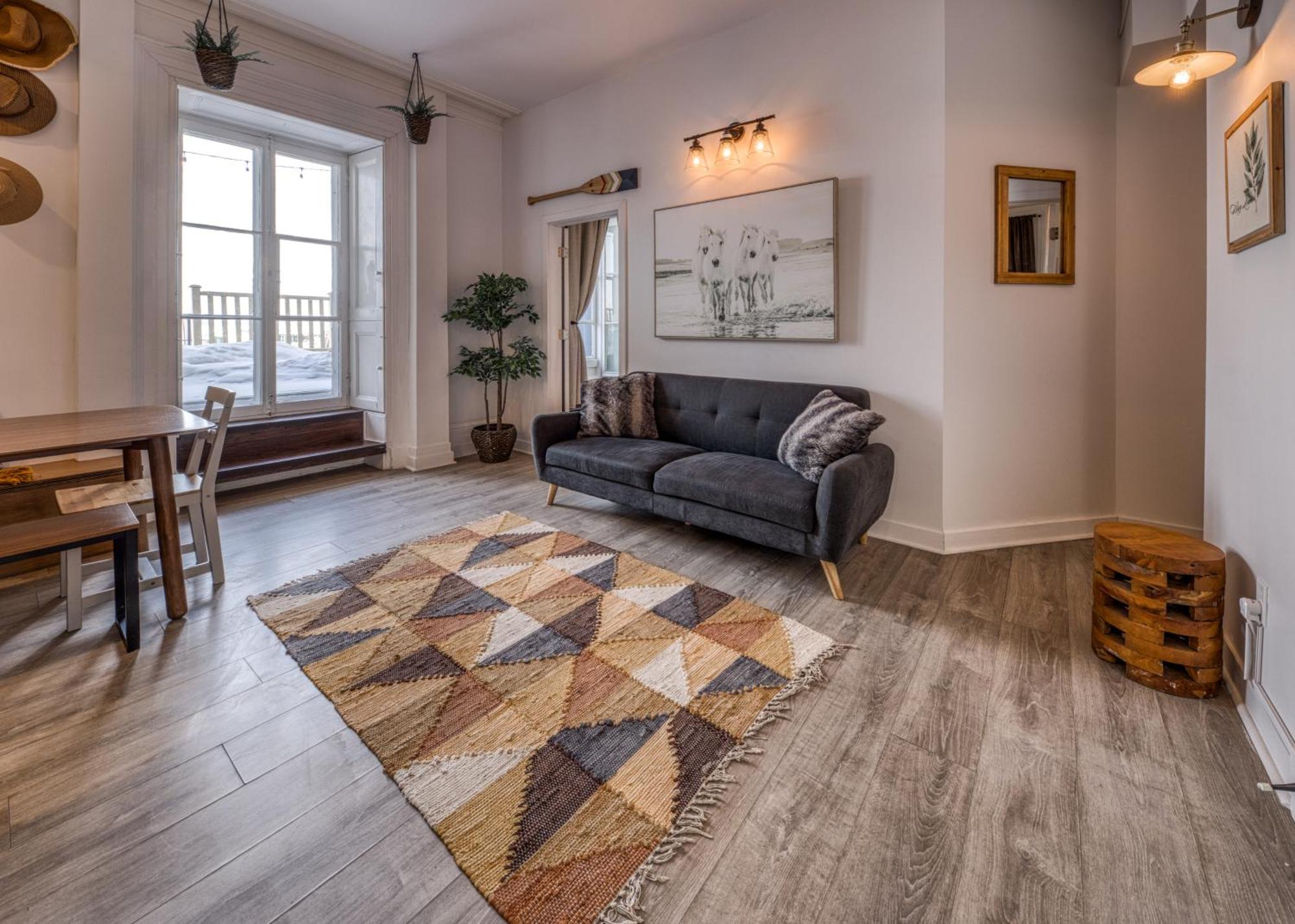 Apartamento North House - Des Remparts- 2-Bed With Great Views, Terrace Ciudad de Quebec Exterior foto