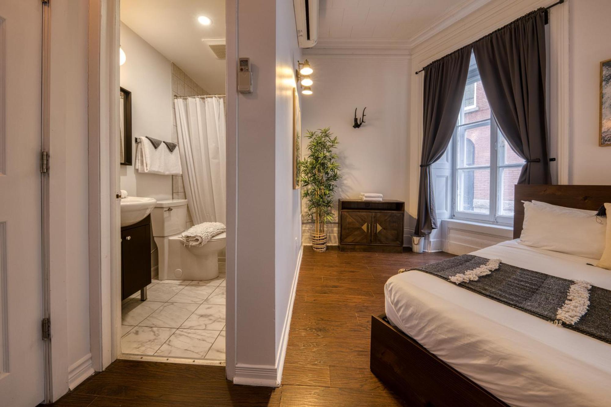 Apartamento North House - Des Remparts- 2-Bed With Great Views, Terrace Ciudad de Quebec Exterior foto